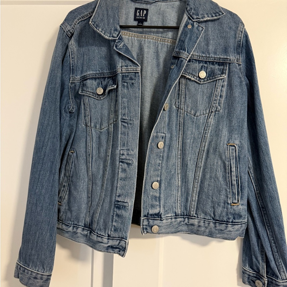 GAP Women's Blue Denim Jacket